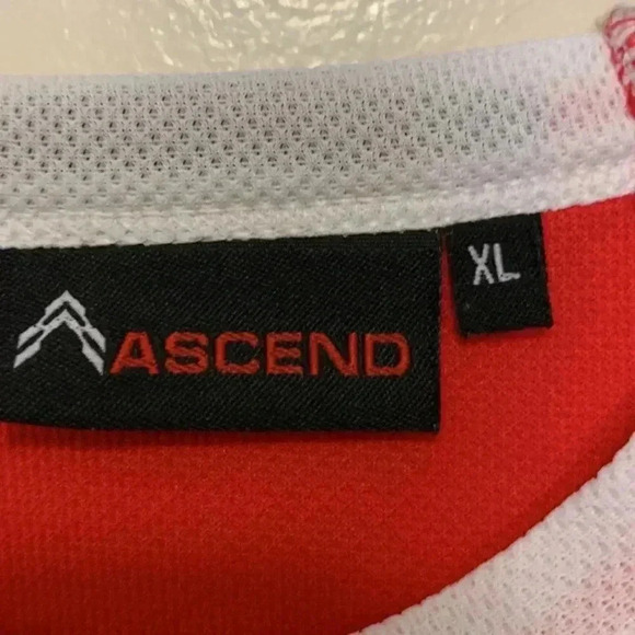 Ascend Calgary Flames, short sleeve jersey w Molson Canadian logo - Picture 4 of 6